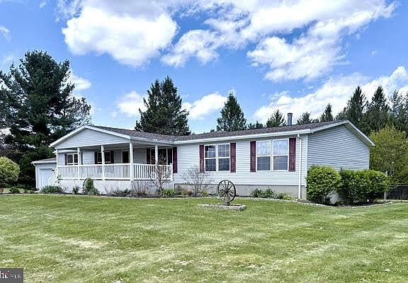 3rd image of 105 Jasper Riley Rd