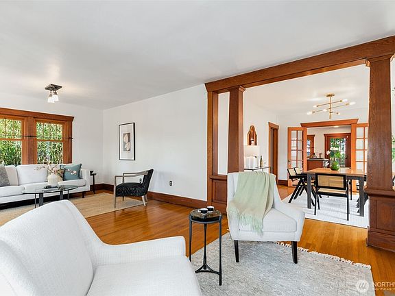 3rd image of 3240 35th Avenue S