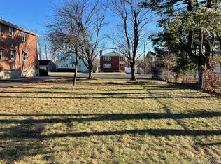 151 Pinehurst Ave, New Britain, CT 06053