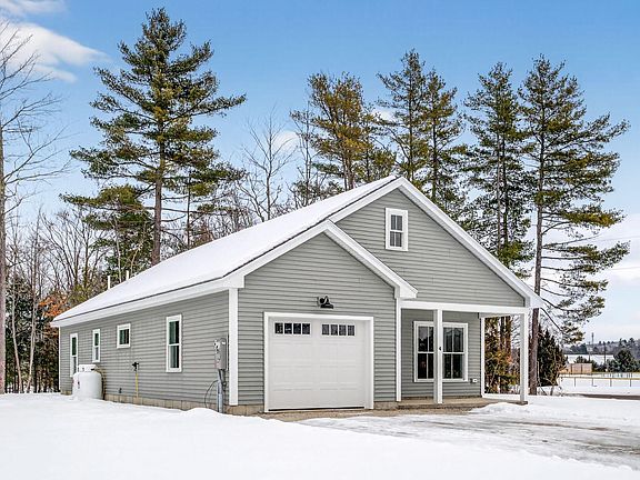 2nd image of 4 Brightons Way