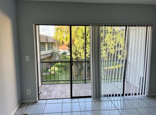 1195 NW 16th Ave APT 4, Boca Raton, FL 33486