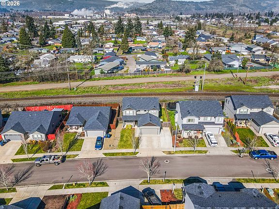 3rd image of 4680 Glacier Meadows Loop