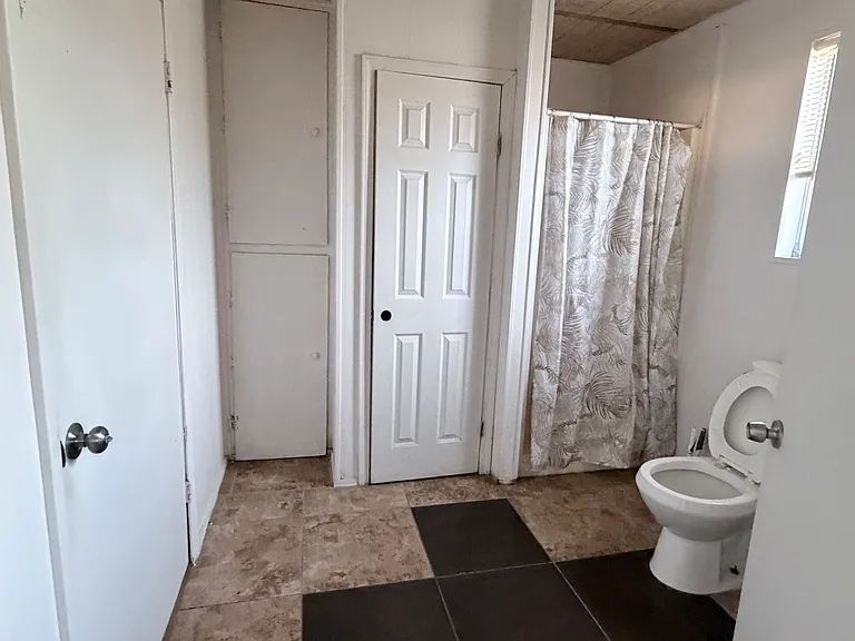 3220 California Ave #3220 — Photo 4