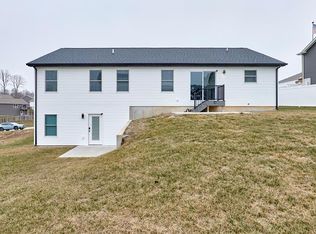 301 Park Place Dr, Union, MO 63084