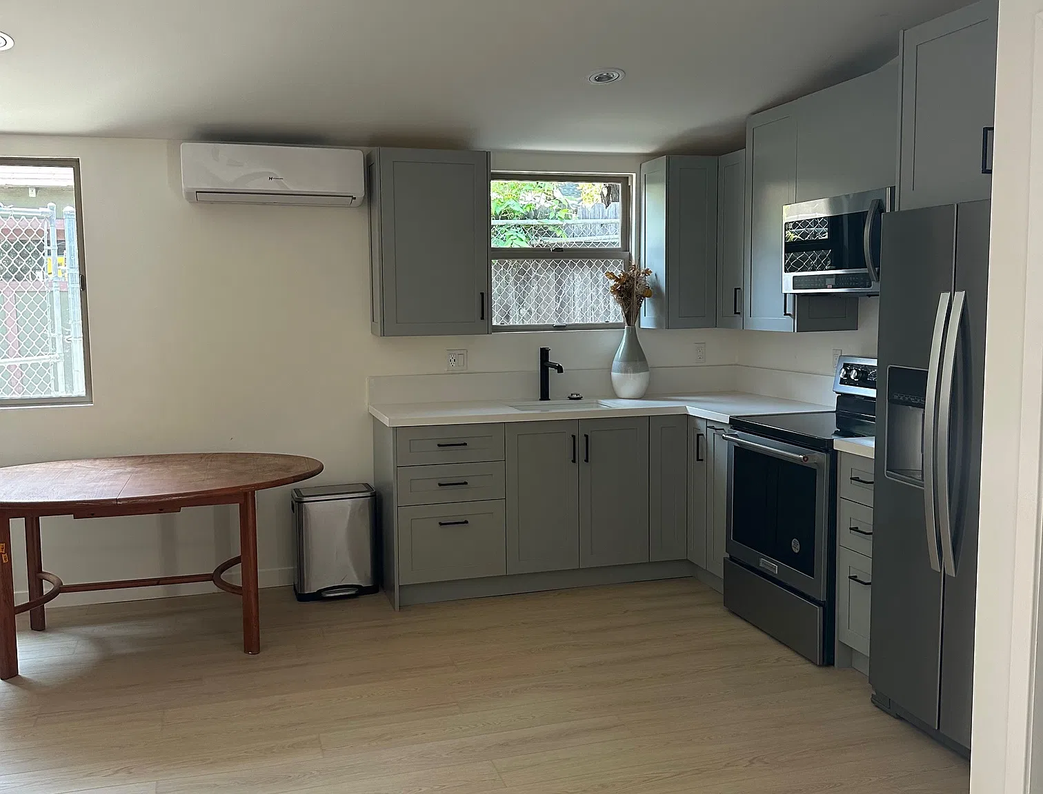 Studio, 375 sqft, $2,075 — Photo 2