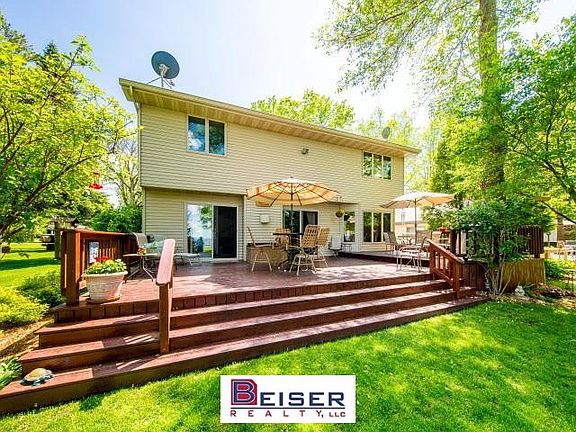 3rd image of 8126 Mildred Ln