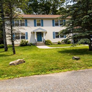 2105 Larkspur Ln, Tobyhanna, PA, 18466