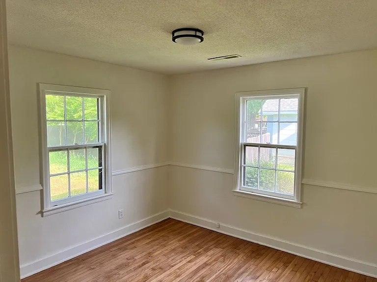 1604 Truman Ave — Photo 18
