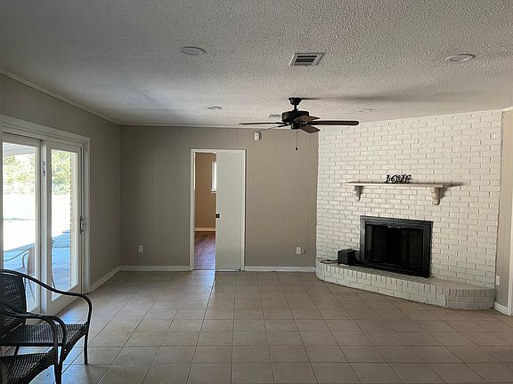 4th image of 10645 Kenneth Lee Ln