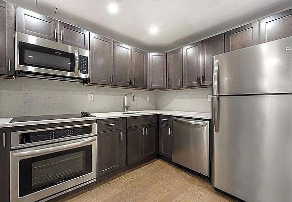 2nd image of 2885 W 15th St APT 3E