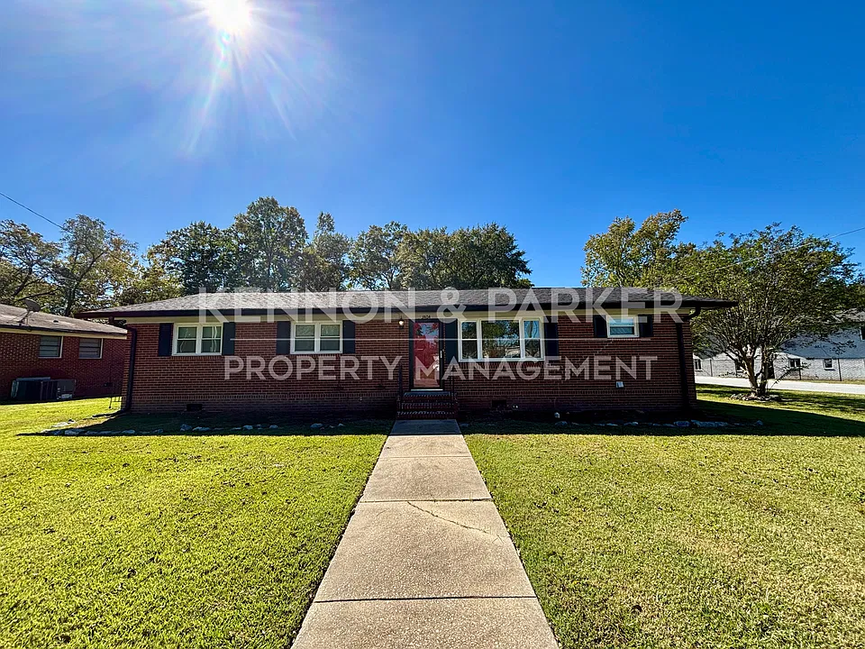 3404 Matilda Ln