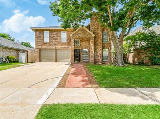 2810 Garden Oaks Pl, Grand Prairie, TX 75052