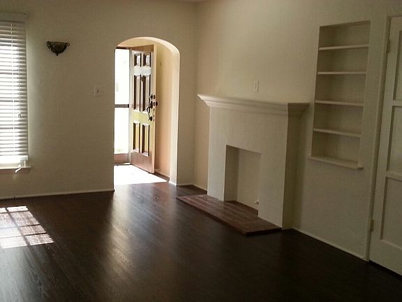 3rd image of 1820 Fletcher Ave