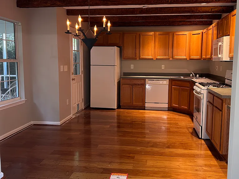 580 Tribeca Ct — Photo 6