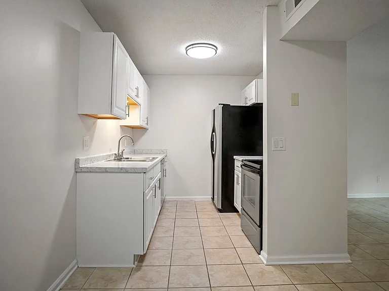 5659 Hornaday Rd #B — Photo 6