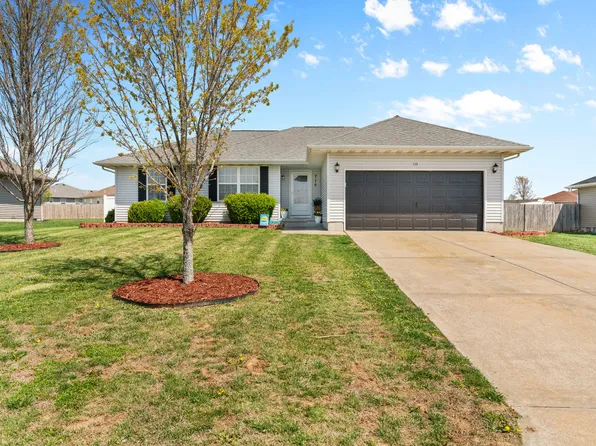715 Woodlawn Street, Marshfield, MO 65706