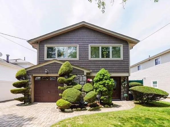 56 Oliver Pl, Staten Island, NY 10314