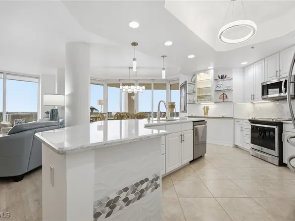 3426 Hancock Bridge Pkwy APT 1008, North Fort Myers, FL 33903