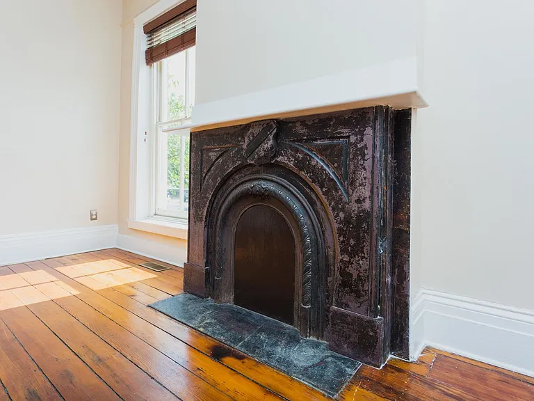 20 W Marshall St #2 — Photo 16