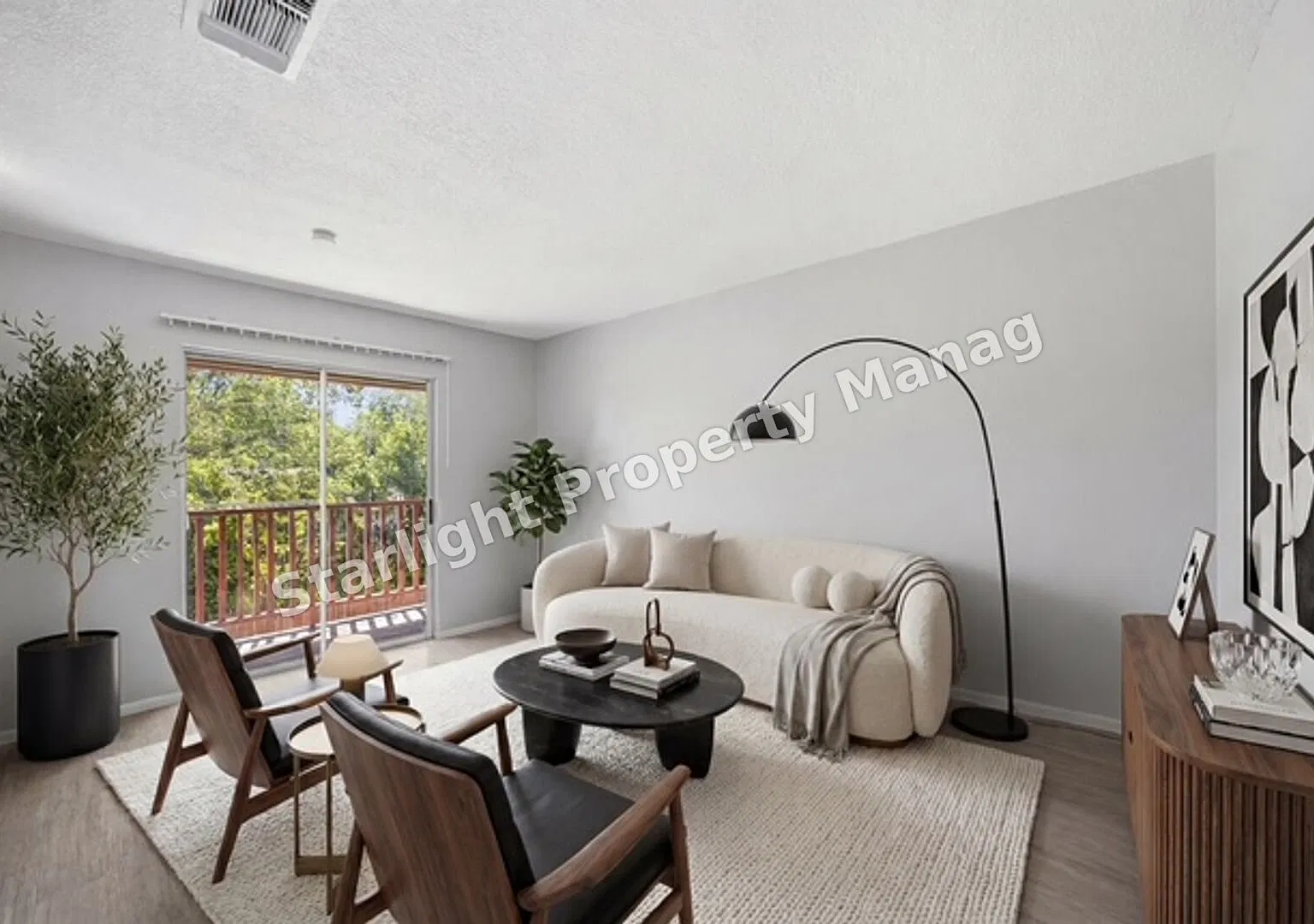 Charming 1-Bed Oasis in San Antonio - Ideal Comfort at 430 Kendalia Ave! — Photo 1