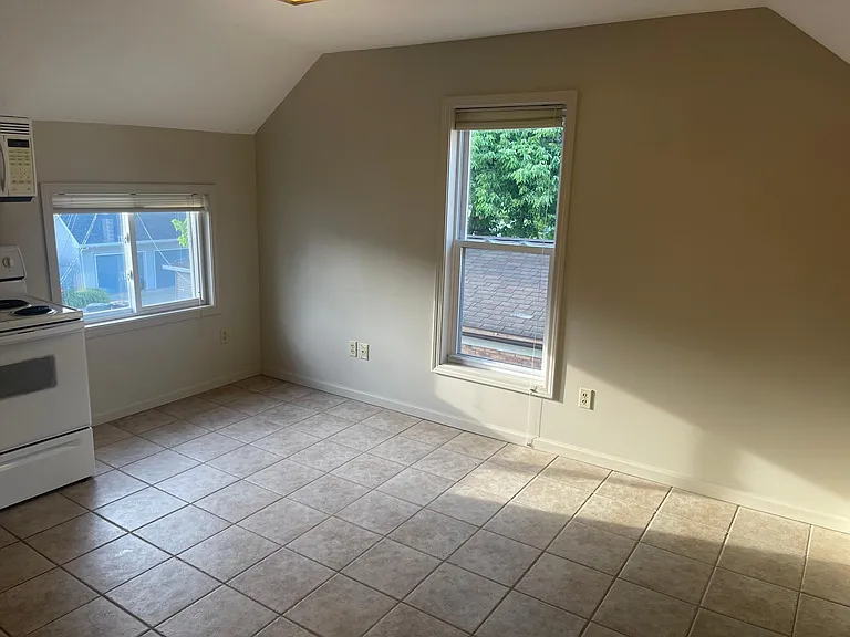 616 Main St #2 — Photo 13