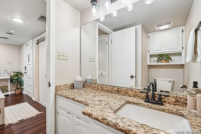 2639 Country Square St — Photo 4