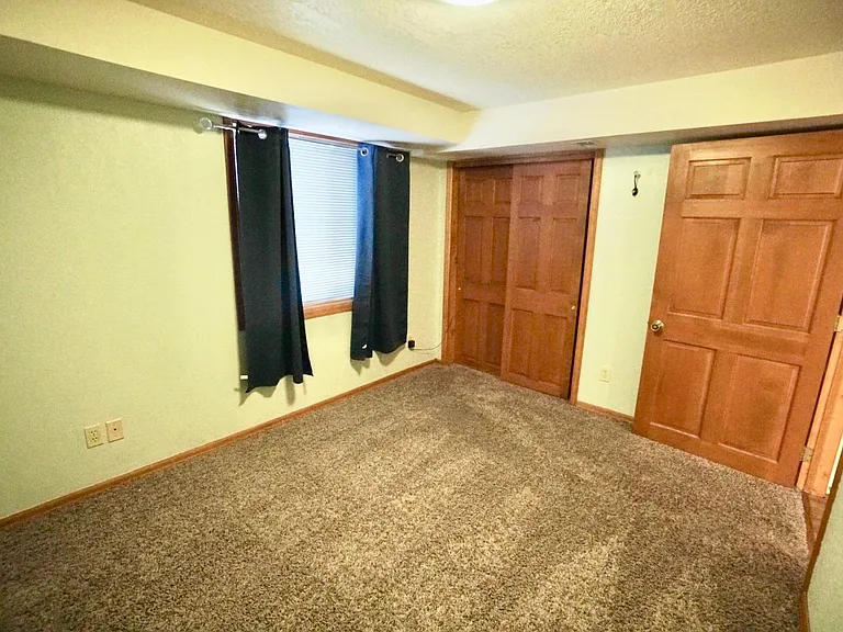 2363 S Jamaica St — Photo 20