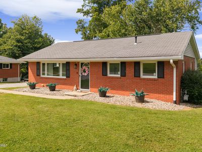 309 Dawkins Rd, La Grange, KY, 40031
