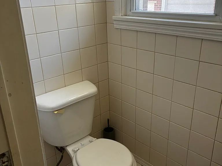 517 Marsh Ave — Photo 10