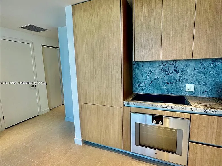 500 Alton Rd #1708 — Photo 8
