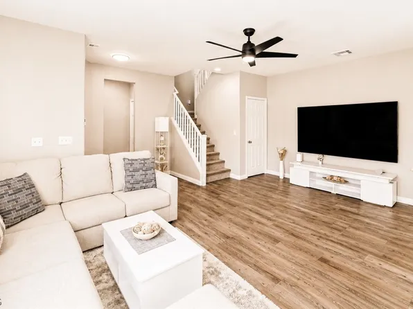 7940 Violet Dawn St, Las Vegas, NV 89149