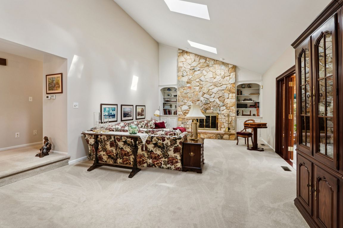 next background image