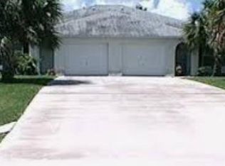 383 S Wimbrow Dr APT B, Sebastian, FL 32958