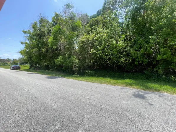 638 NW Grenada Street, Port St Lucie, FL 34983
