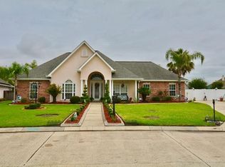 262 Betty Dr, Montz, LA 70068