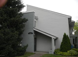 4410 Wisteria Landing Cir UNIT 207, Louisville, KY 40218