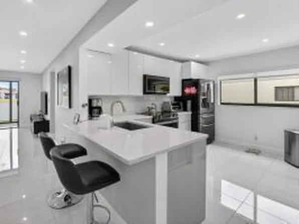 15401 Pembridge Ave APT 15, Delray Beach, FL 33484