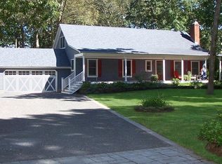 28 Colonial Dr, Riverhead, NY 11901