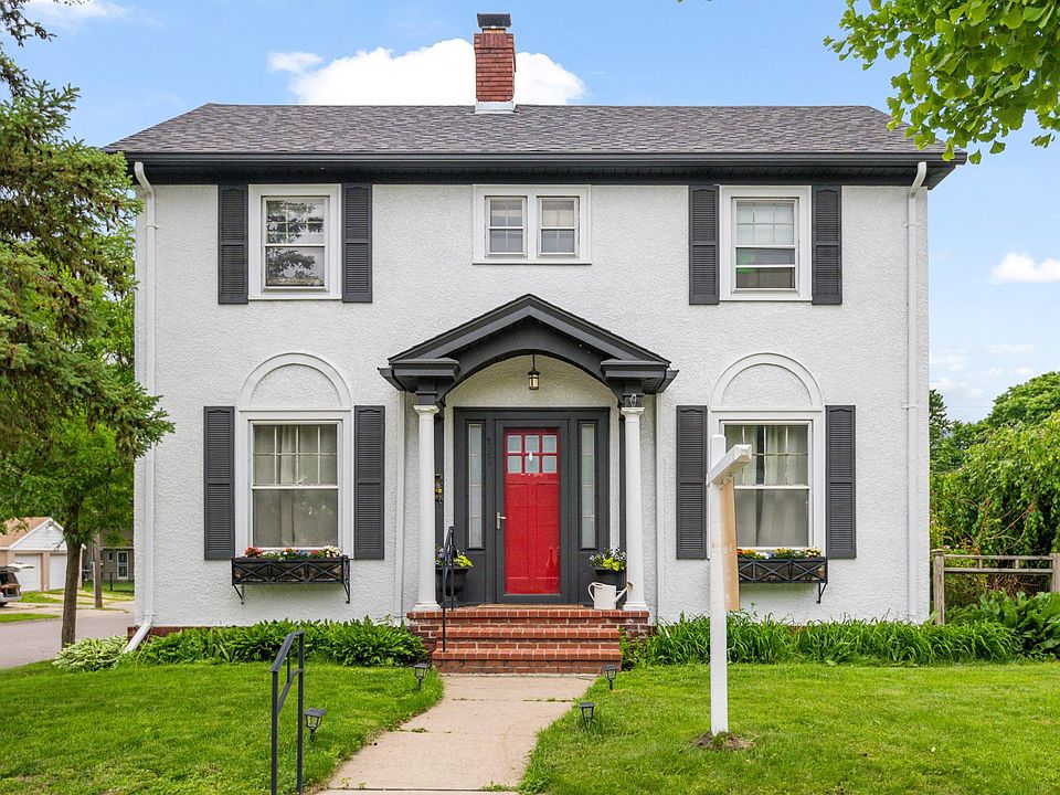 1st image of 2958 Vincent Ave N
