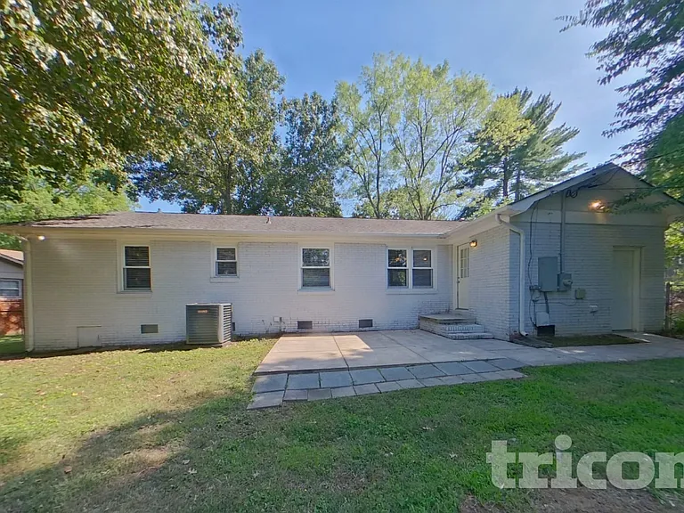 7133 Starvalley Dr — Photo 14