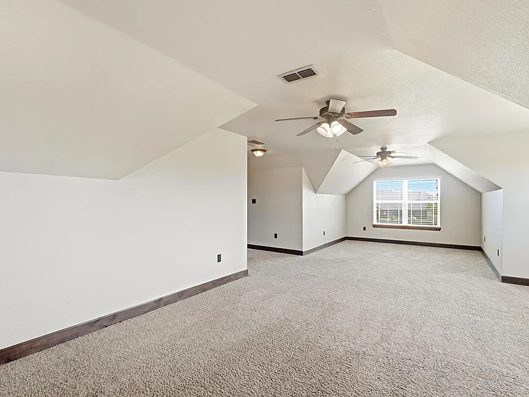133 Prairie Creek Way — Photo 22