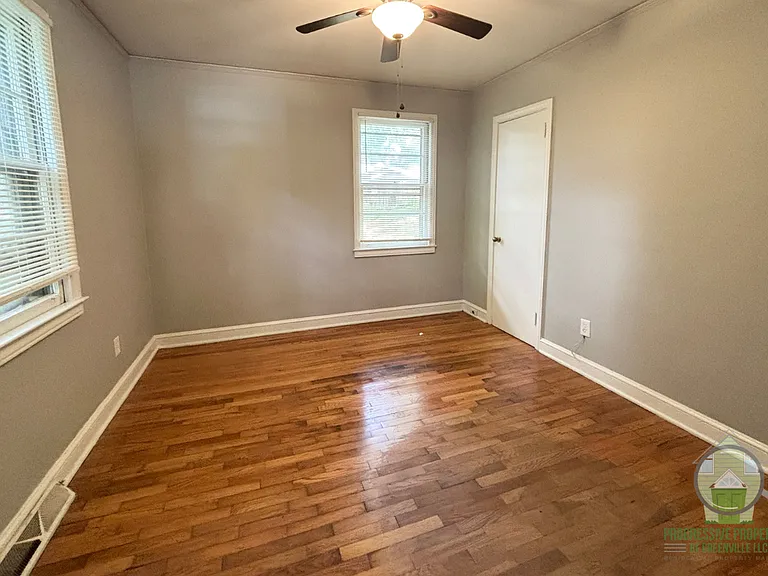 206 Von Hollen Dr — Photo 12