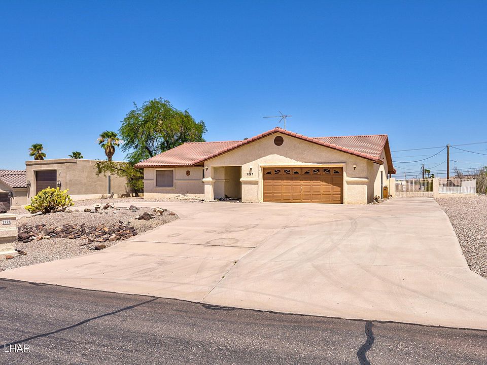 1st image of 2725 Poseidon Dr
