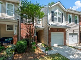10960 Princeton Village Dr, Charlotte, NC 28277