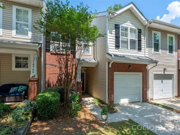10960 Princeton Village Dr, Charlotte, NC 28277