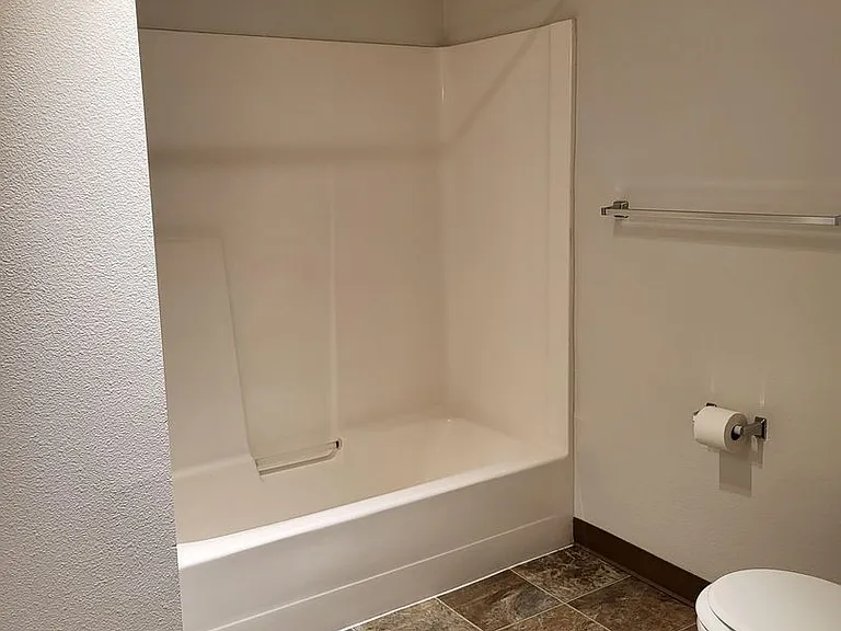 1813 Drexler Ln NE — Photo 11