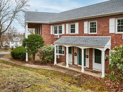 139 Round Hill Rd, Northampton, MA, 01060