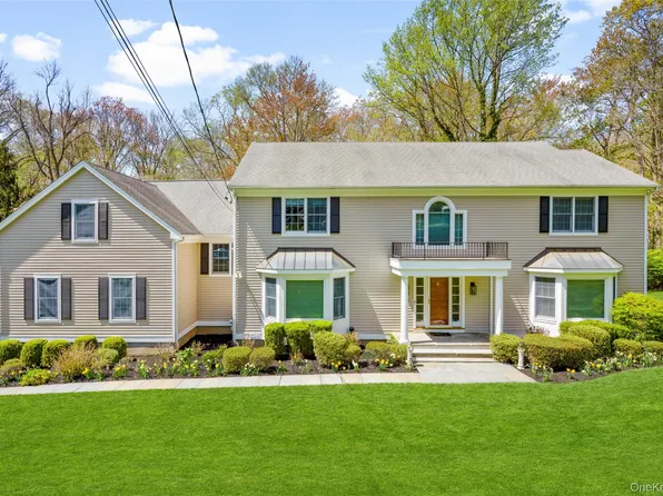 23 Round Hill Road, Scarsdale, NY 10583
