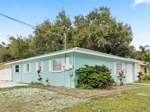 3825 Proctor Rd, Sarasota, FL 34233