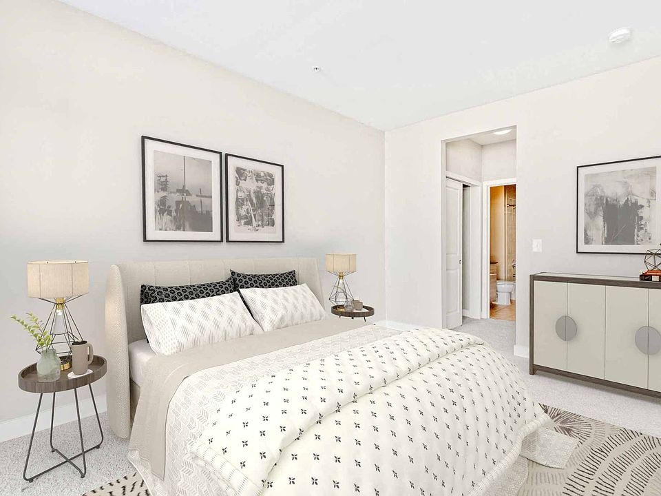 Spacious Bedroom with ensuite and ample closet space